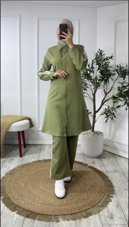 اخضر زيتوني