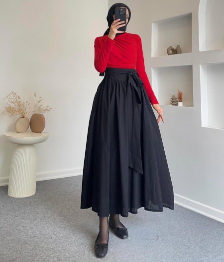 تنورة مع حزام